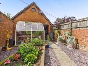 Courtyard- click for photo gallery